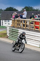 Vintage-motorcycle-club;eventdigitalimages;mallory-park;mallory-park-trackday-photographs;no-limits-trackdays;peter-wileman-photography;trackday-digital-images;trackday-photos;vmcc-festival-1000-bikes-photographs